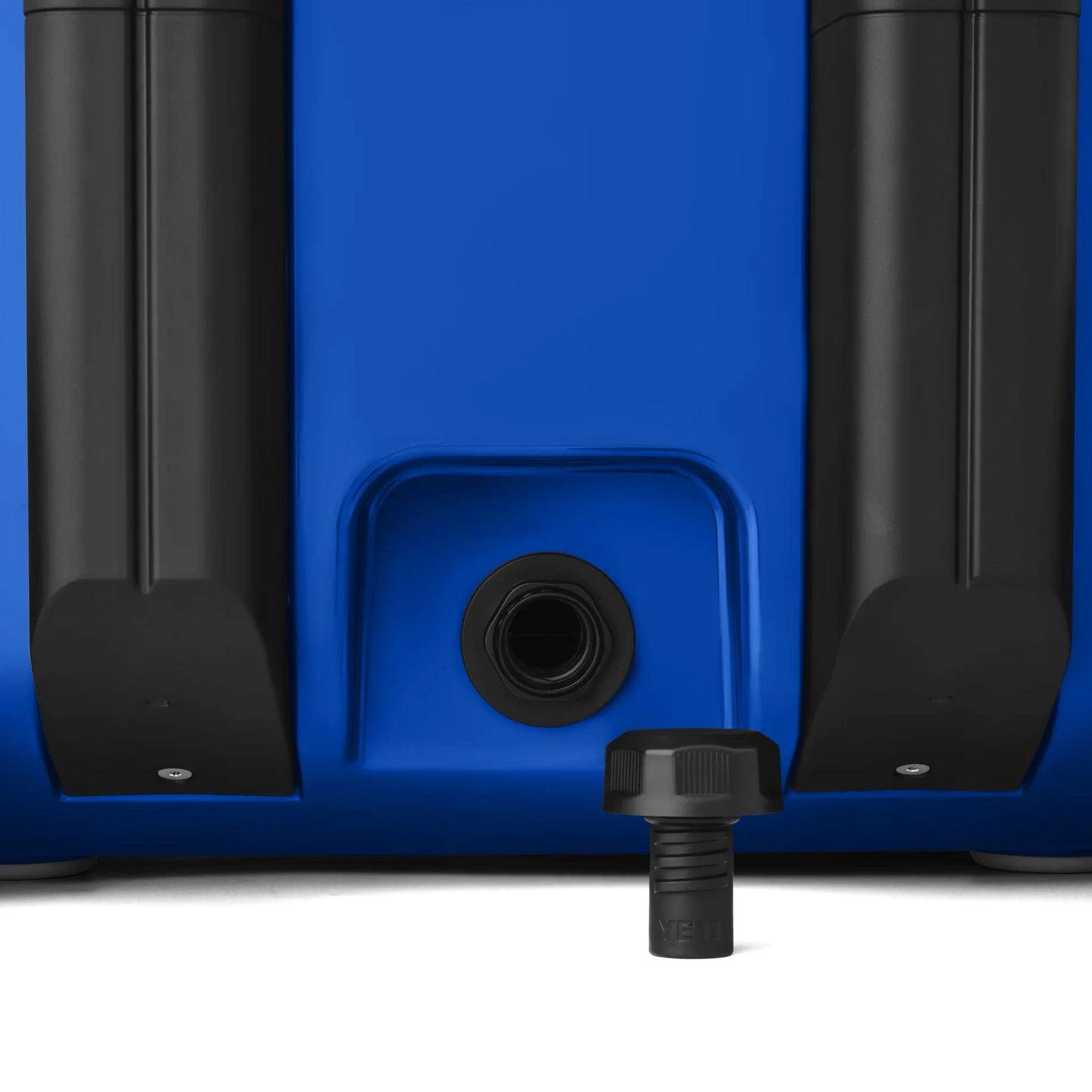 Roadie® 32 Wheeled Cooler