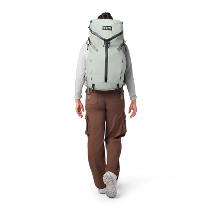 Skala™ 40L Women's Hiking Pack
