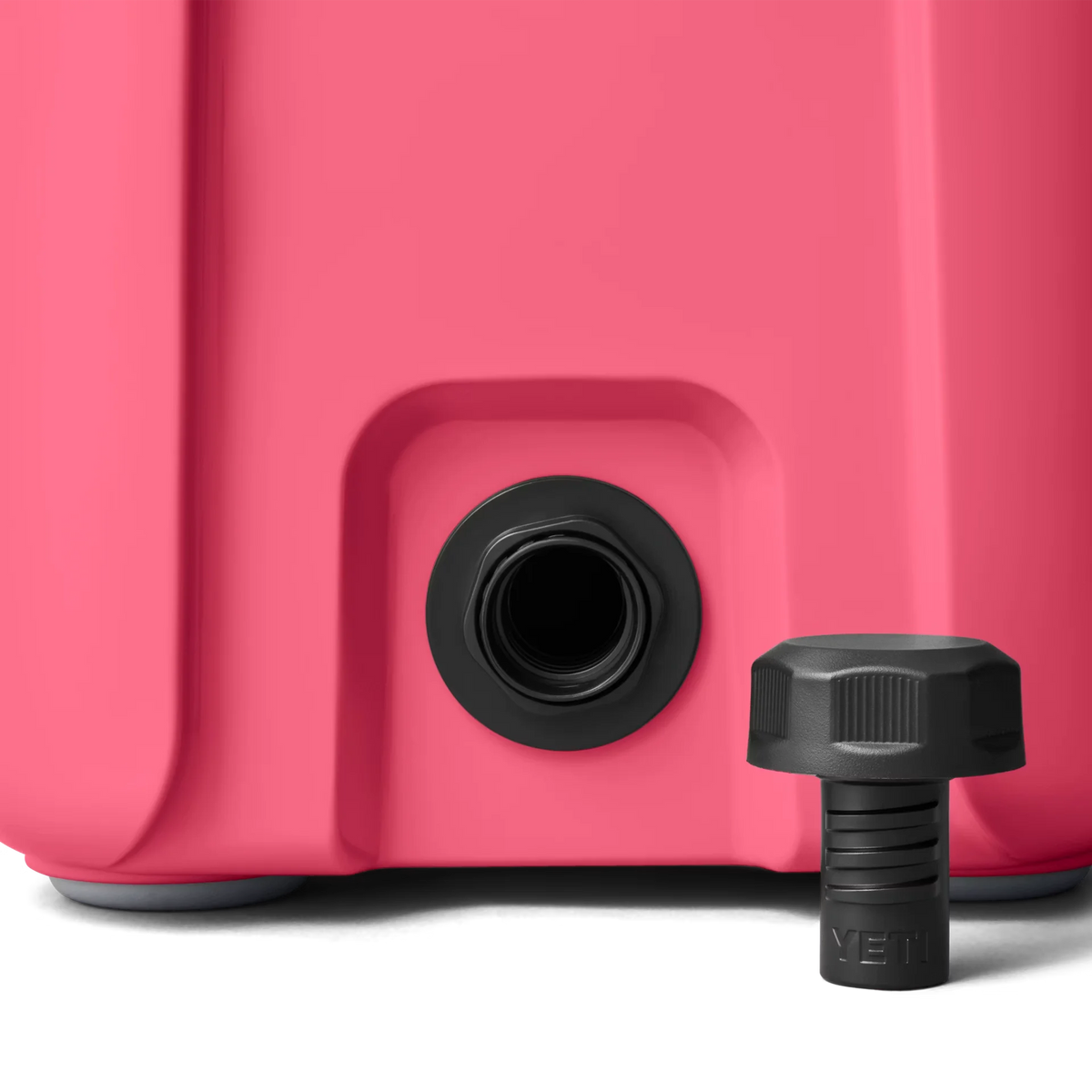 Roadie® 15 Hard Cooler