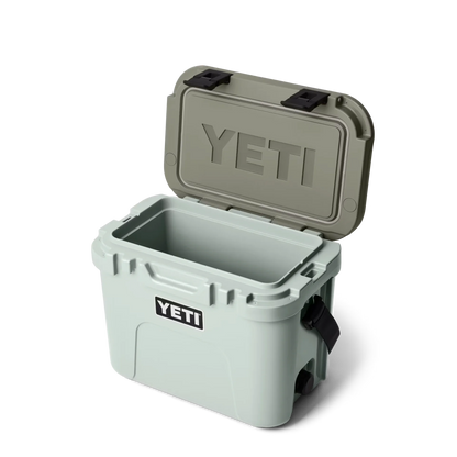 Roadie® 15 Hard Cooler