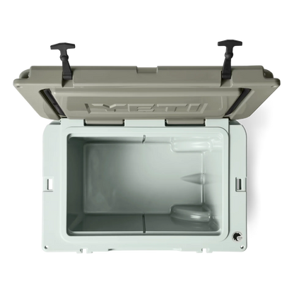 Tundra Haul® Wheeled Cooler