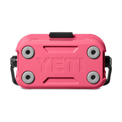 Roadie® 8 Hard Cooler